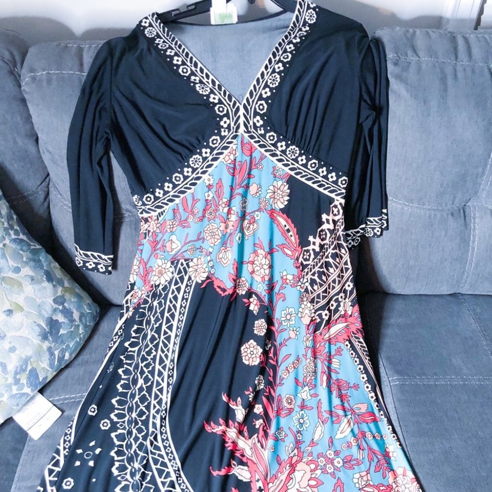 Multi Colored Black Dress - Picture 3 of 3